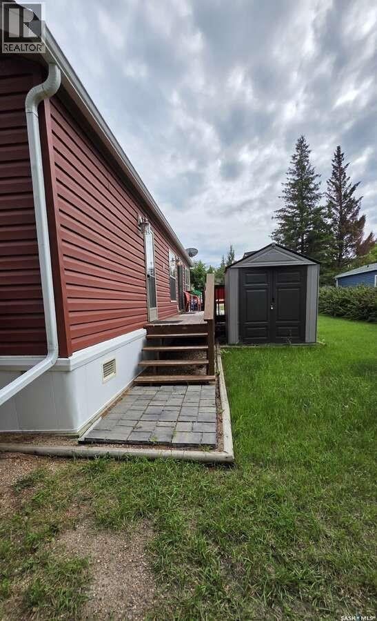 301 RAILWAY STREET - 4