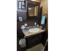 301 Railway Street, Paradise Hill, SK S0M2G0 Photo 8