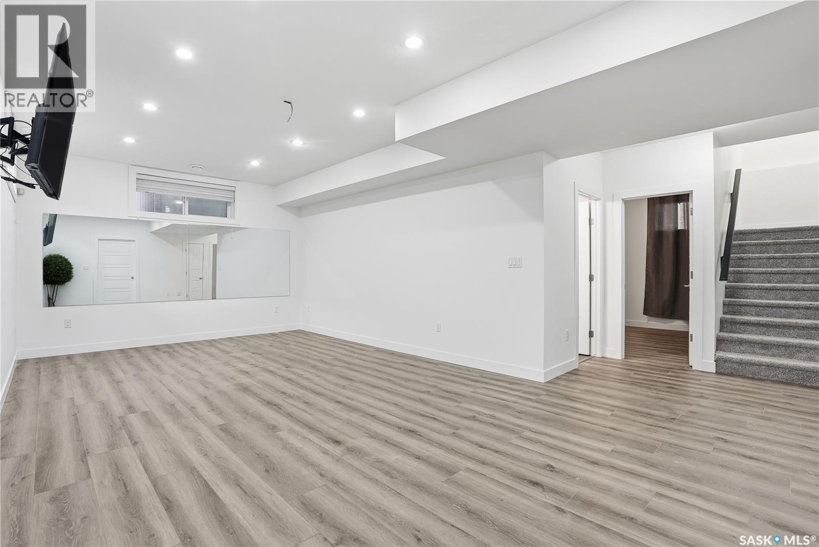 Single Family House 2 Level for Sale in  Atton COURT Saskatoon 