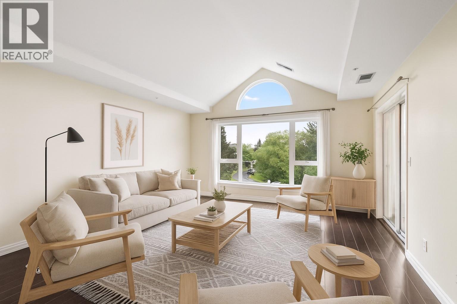 #323-1045 Sutherland Avenue, Kelowna