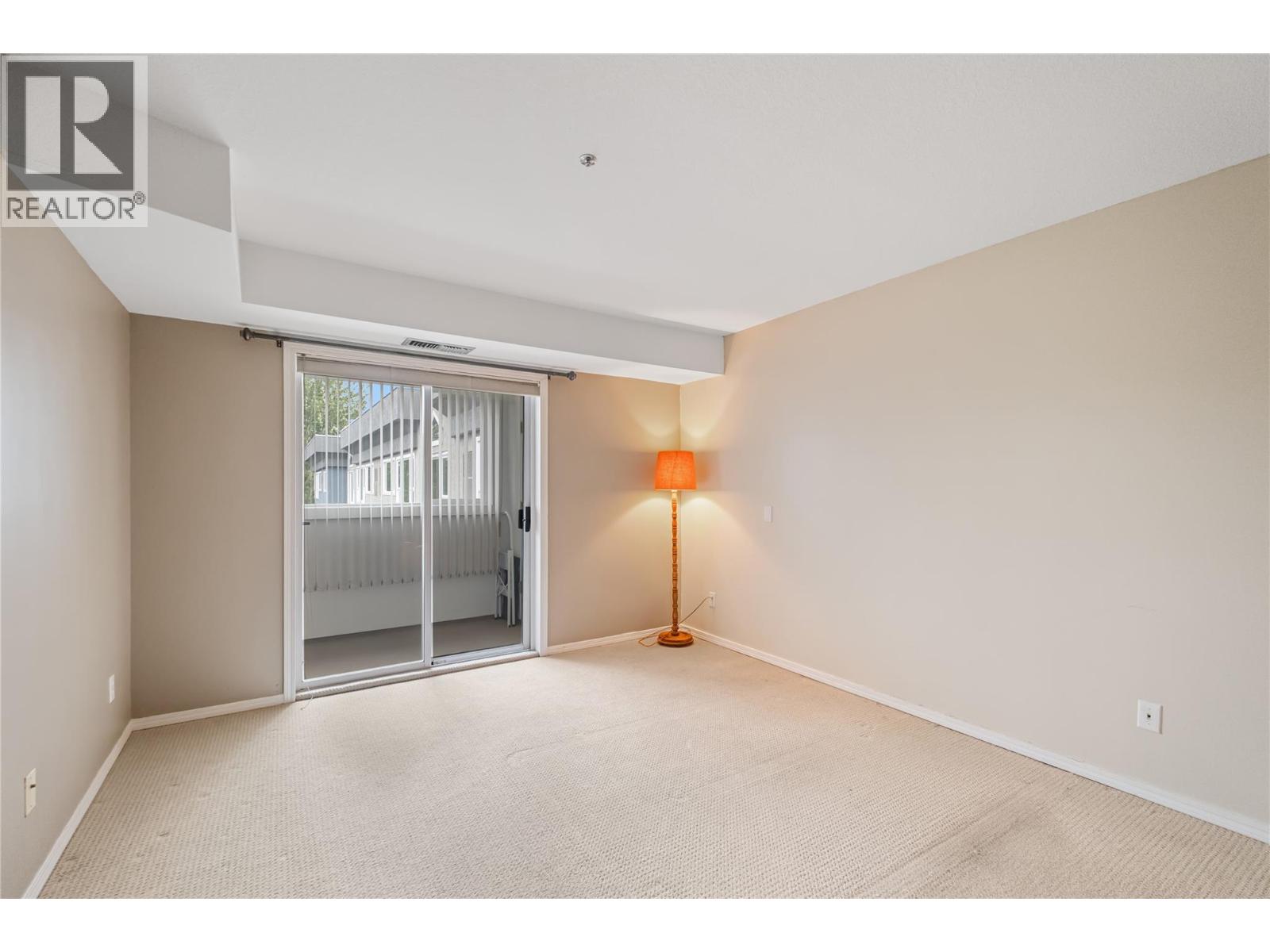 323 1045 Sutherland Avenue, Kelowna