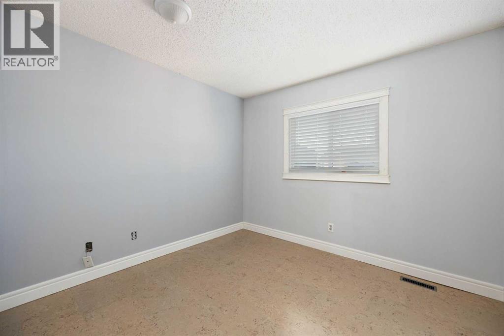 400 Silin Forest Road, Fort McMurray