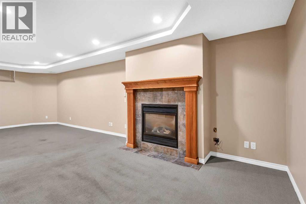 Single Family House for Sale in  Shannon Square SW Shawnessy Calgary 