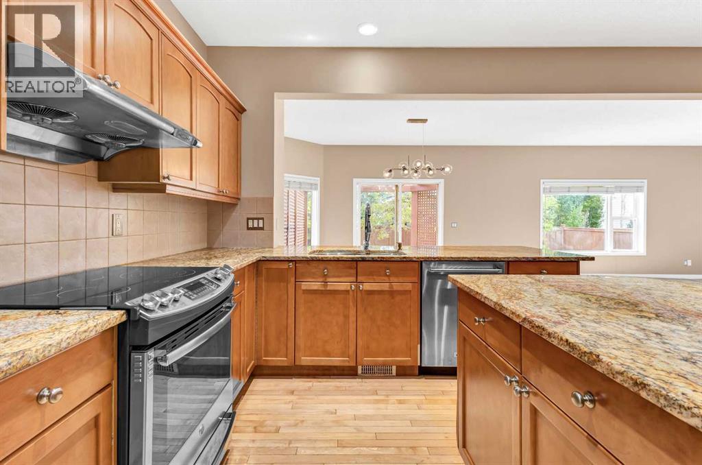 Single Family House for Sale in  Shannon Square SW Shawnessy Calgary 