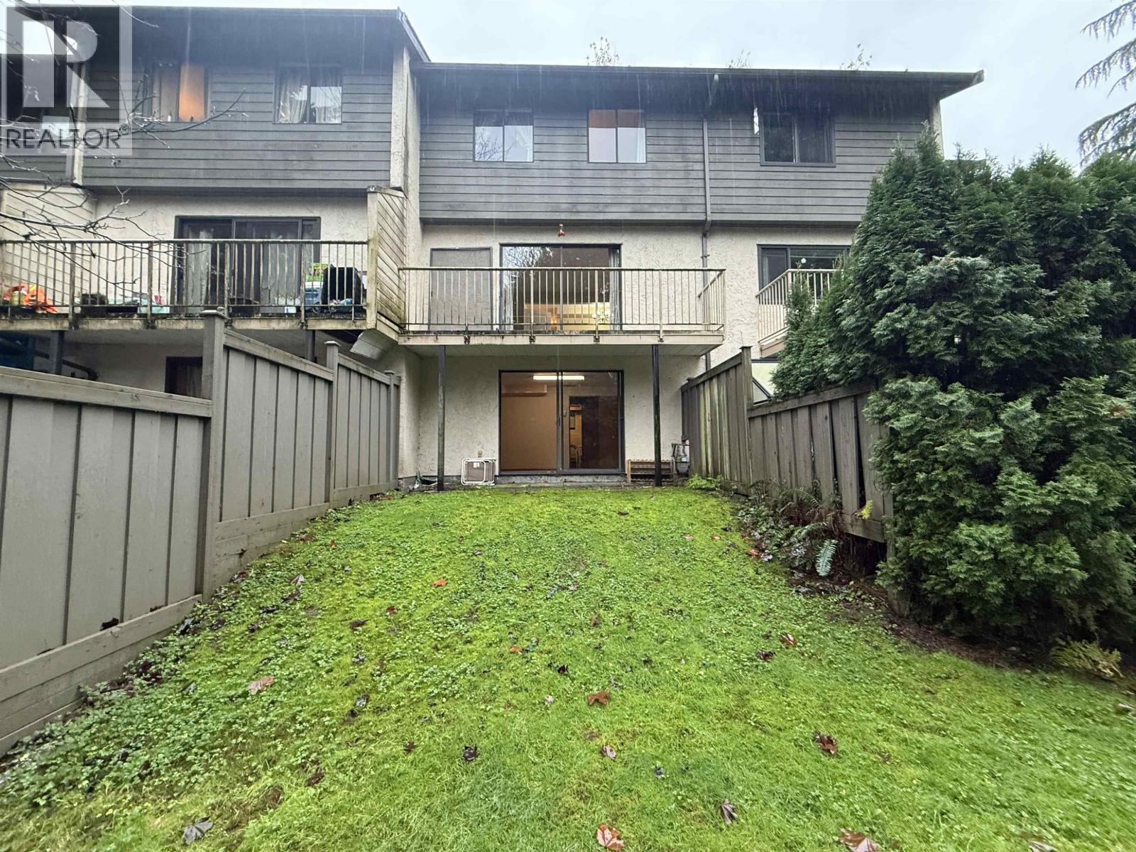 111 2915 NORMAN AVENUE, Coquitlam