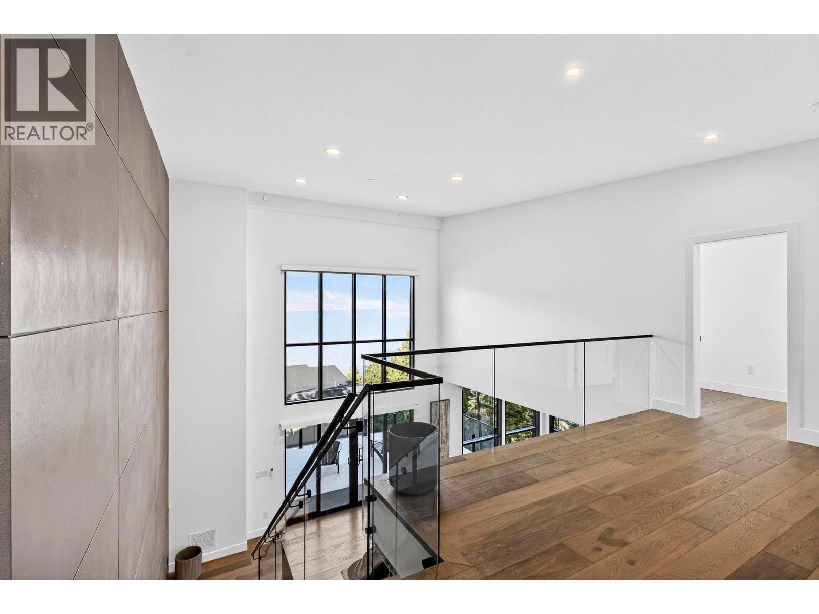 408 3434 McKinley Beach Drive, Kelowna