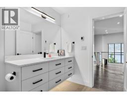 3434 Mckinley Beach Drive Unit 408, Kelowna, BC V1V0H3 Photo 27