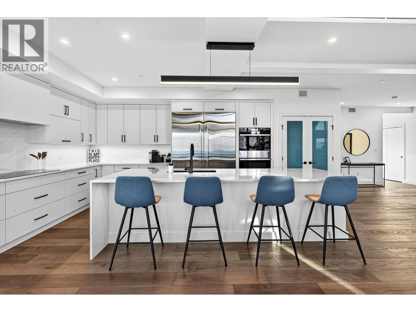 408 3434 McKinley Beach Drive, Kelowna