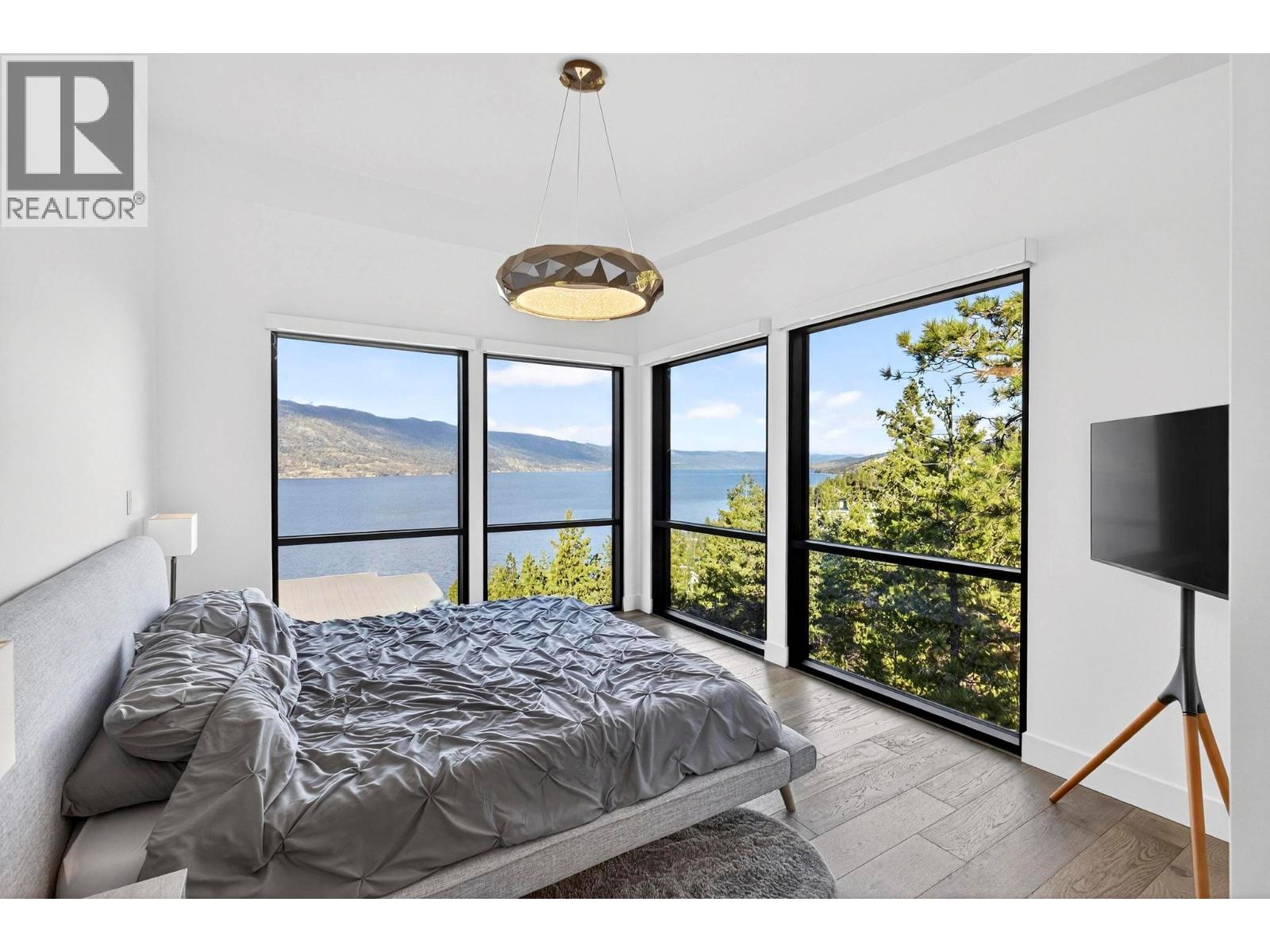 #408 3434 McKinley Beach Drive - 28