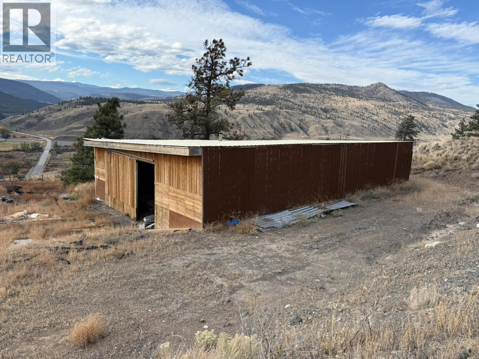 3580 CARIBOO 97 HIGHWAY - 11