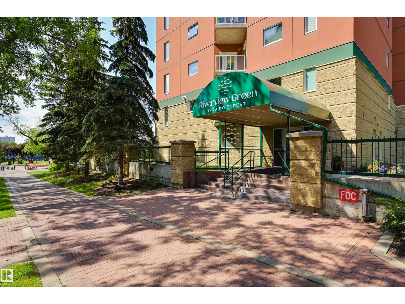 #501 9708 110 ST NW, Edmonton