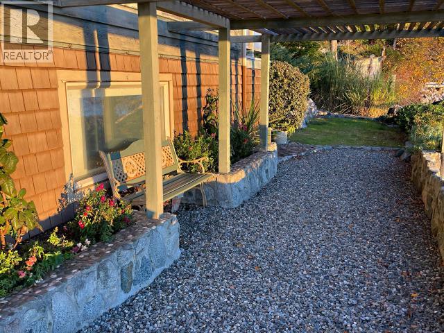 3377 ATREVIDA ROAD, Powell River