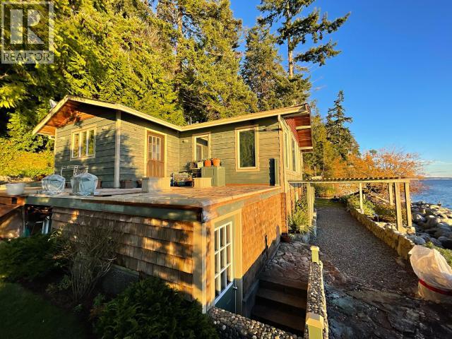 3377 ATREVIDA ROAD, Powell River