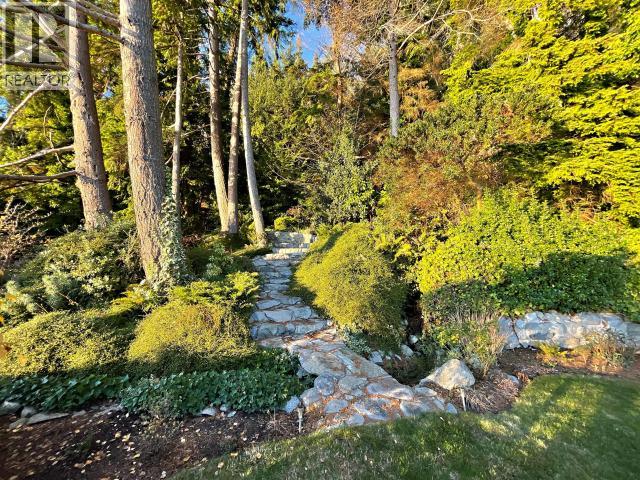 3377 ATREVIDA ROAD, Powell River