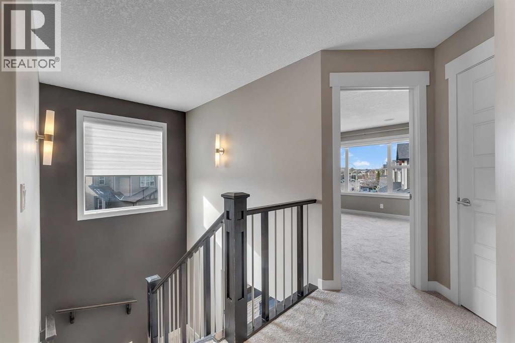 204 Sunset View, Cochrane