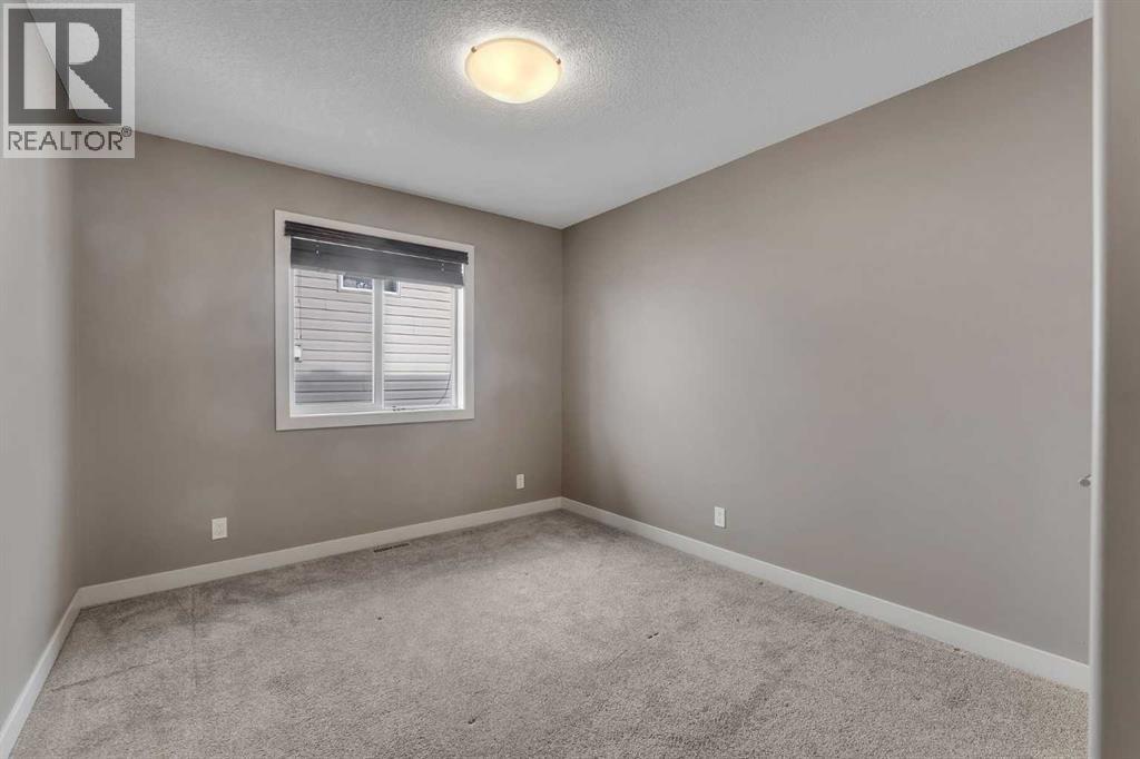 204 Sunset View, Cochrane