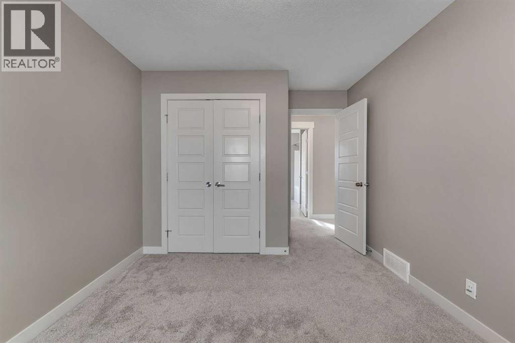 204 Sunset View, Cochrane