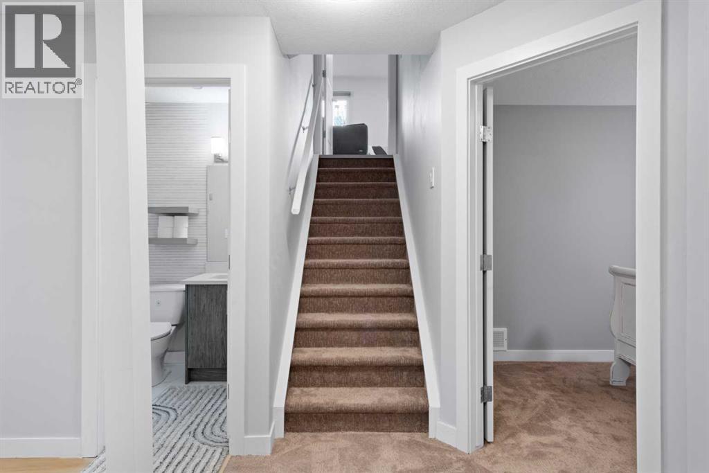 Single Family House 4 Level for Sale in  Riverside Crescent SE Riverbend Calgary 