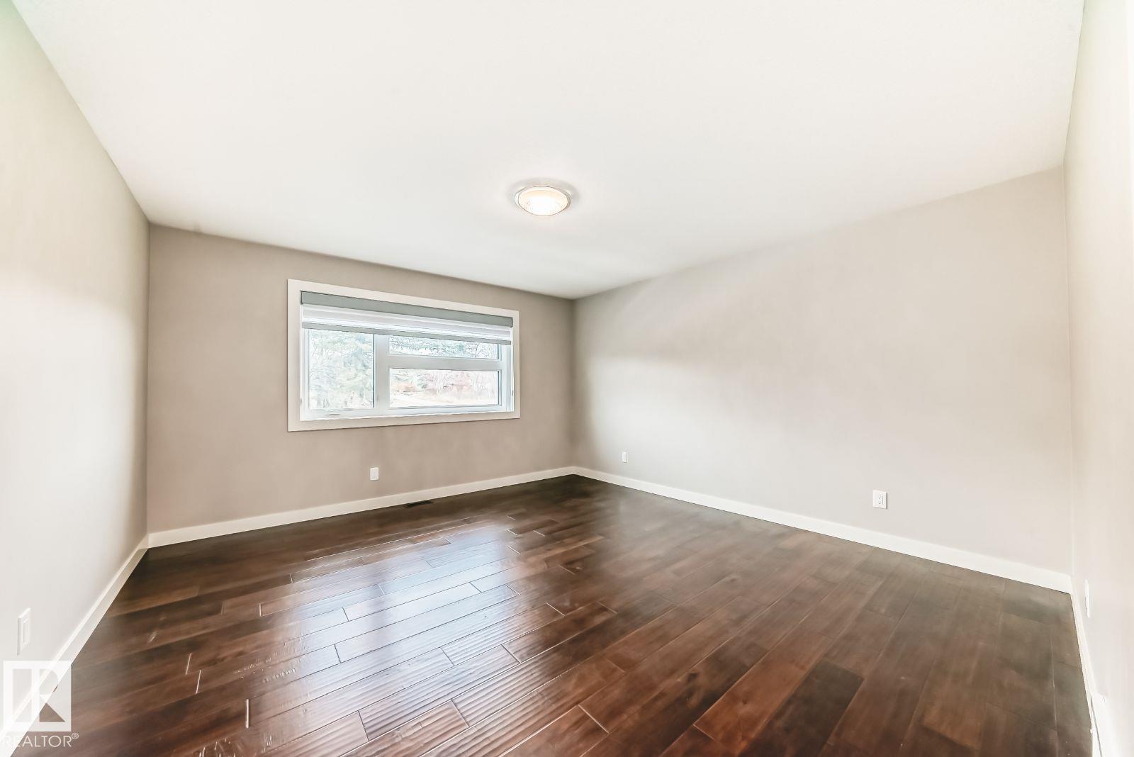 10 LEGACY TC, St. Albert