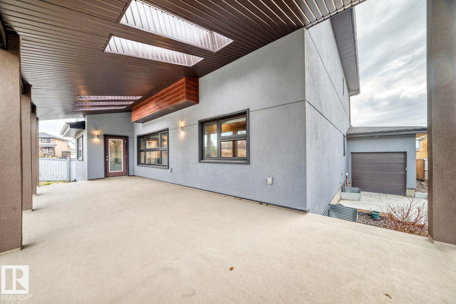 10 LEGACY TC, St. Albert