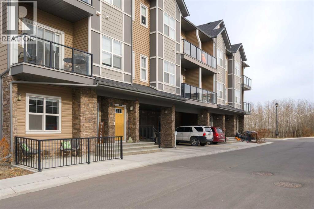 250 Fireside View, Cochrane