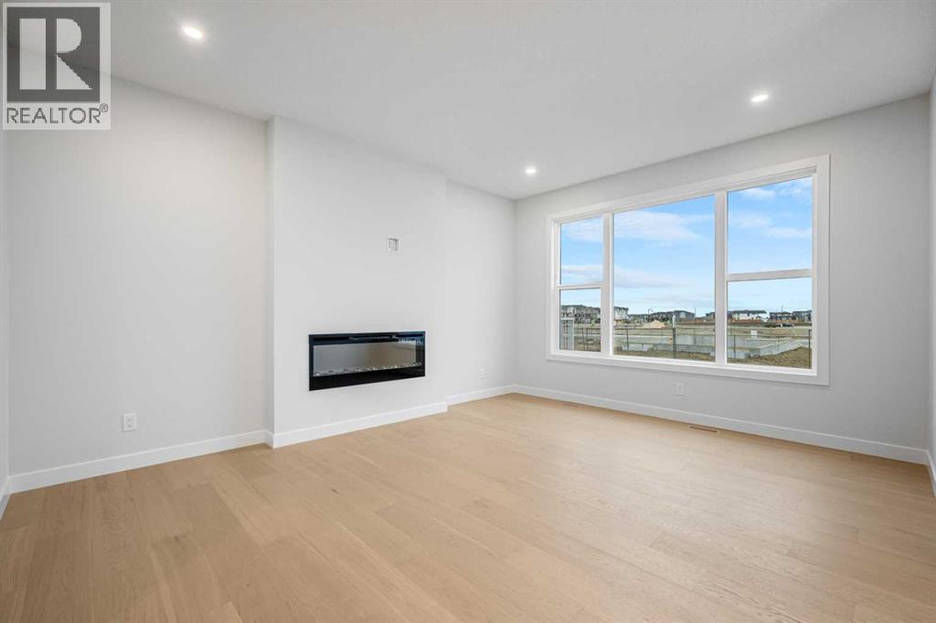 Single Family House for Sale in  Creekstone Grove SW Pine Creek Calgary 