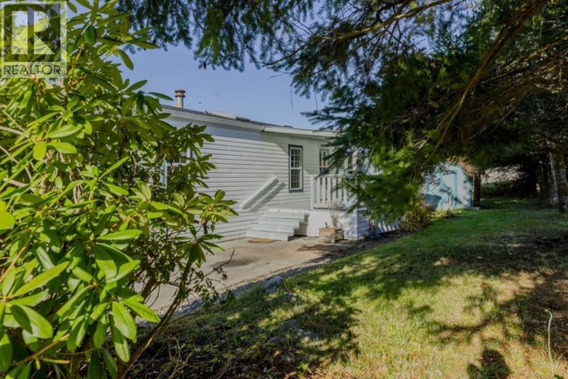 96 1413 SUNSHINE COAST HIGHWAY, Gibsons