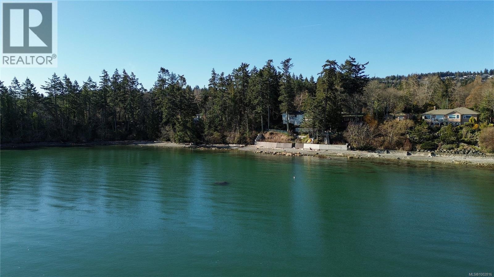  9005 Lochside Drive, North Saanich