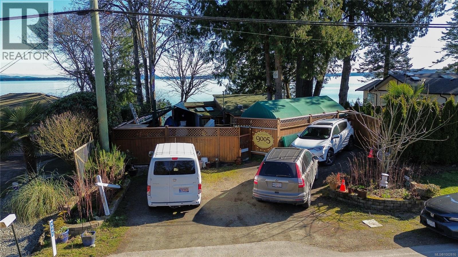  9005 Lochside Drive, North Saanich