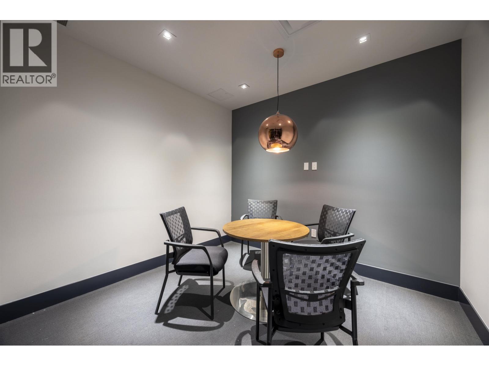 Office in Burnaby - Image 8