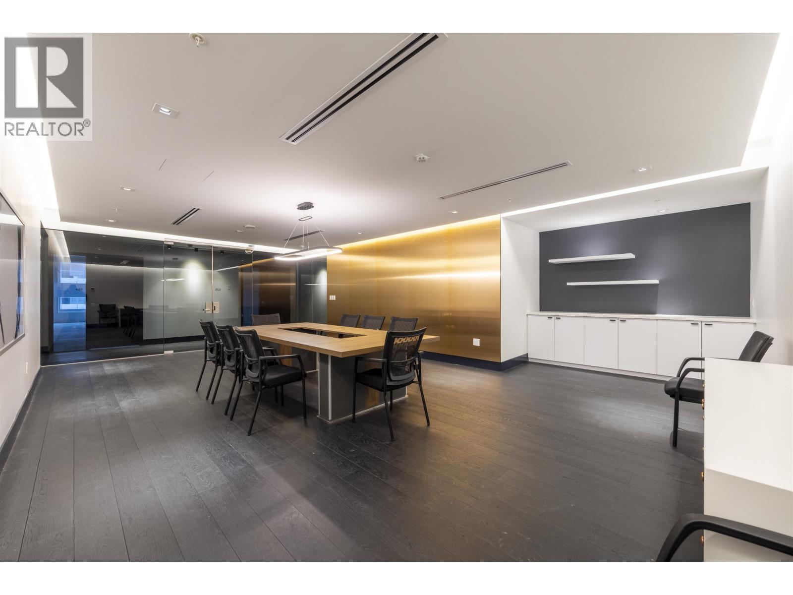 Office in Burnaby - Image 5