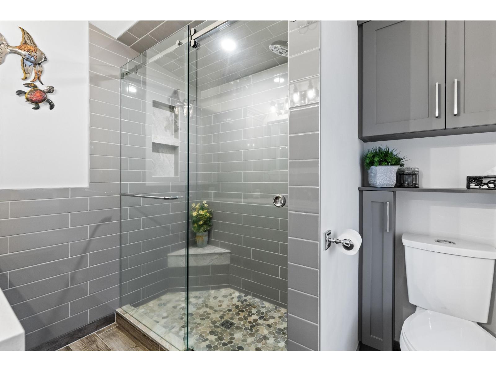 173 FIRST AVENUE, Cultus Lake North, Cultus Lake