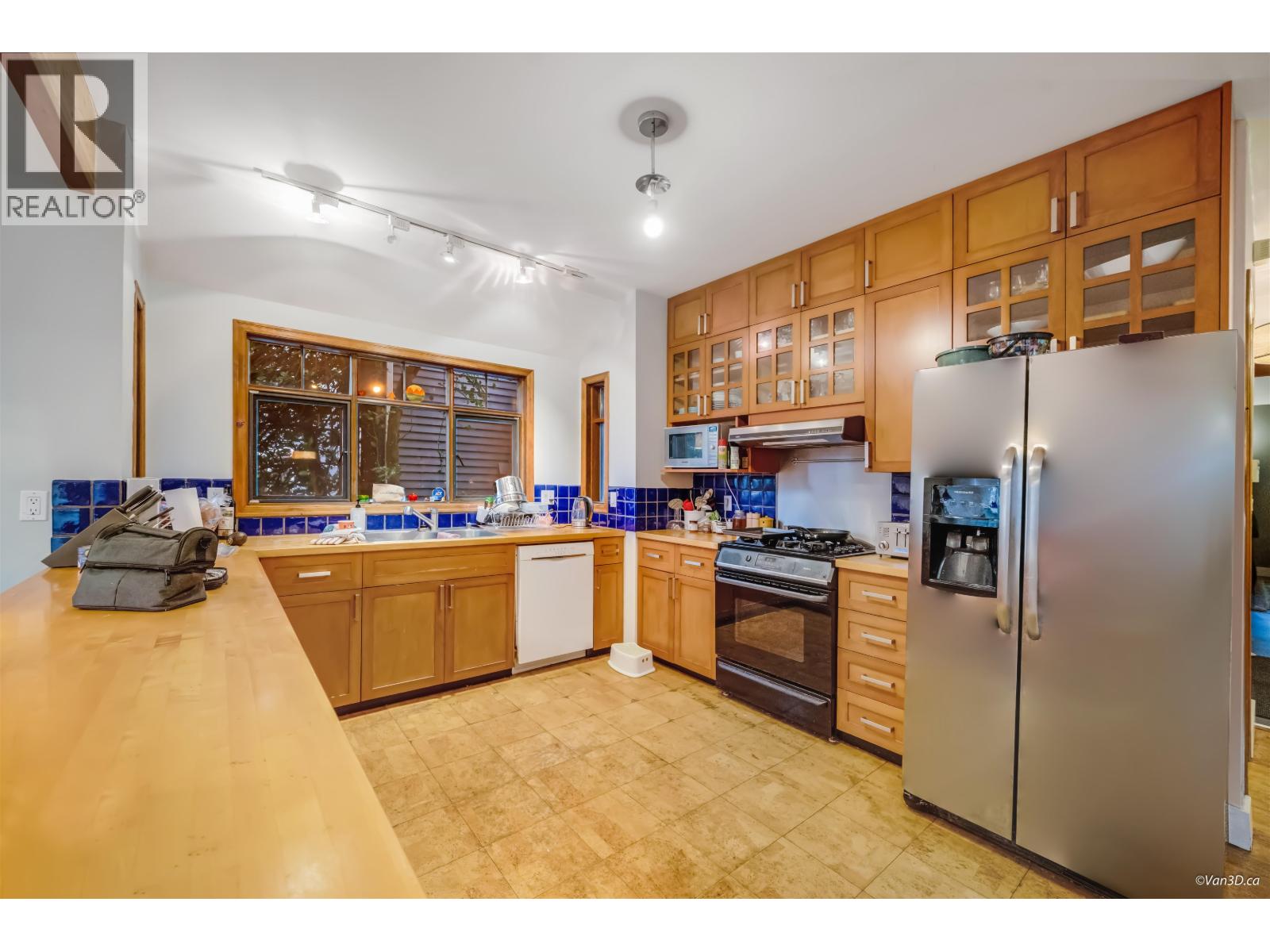 3758 W 35TH AVENUE, Vancouver