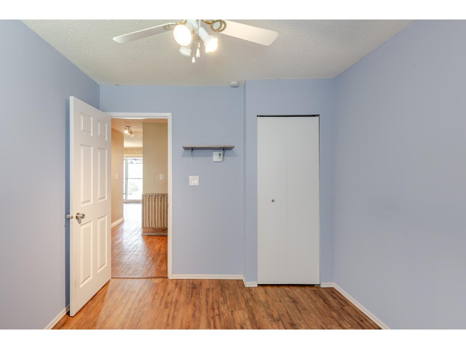 240 DAVIS CRESCENT, Langley