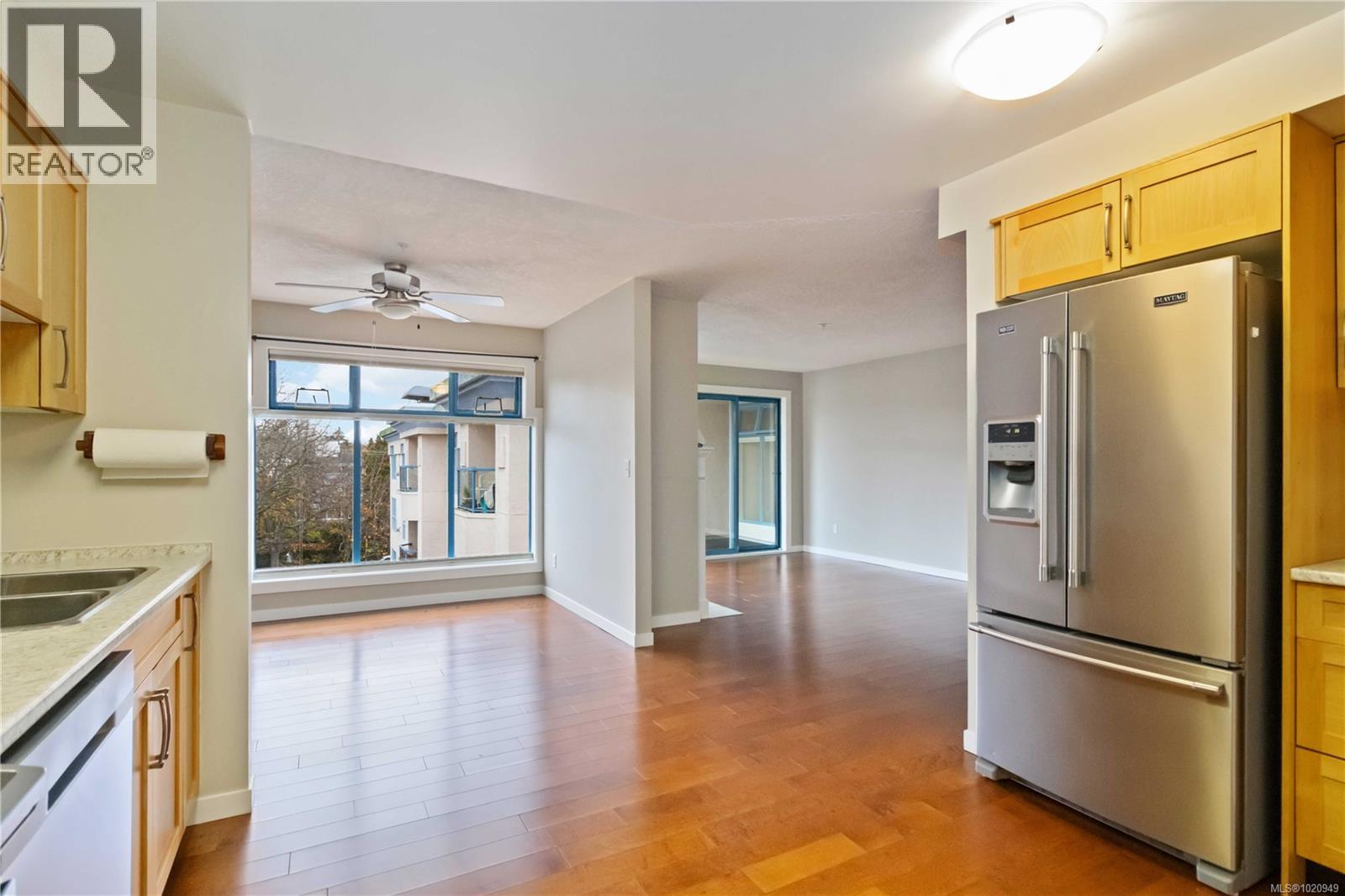 404 1063 Southgate Street, Victoria