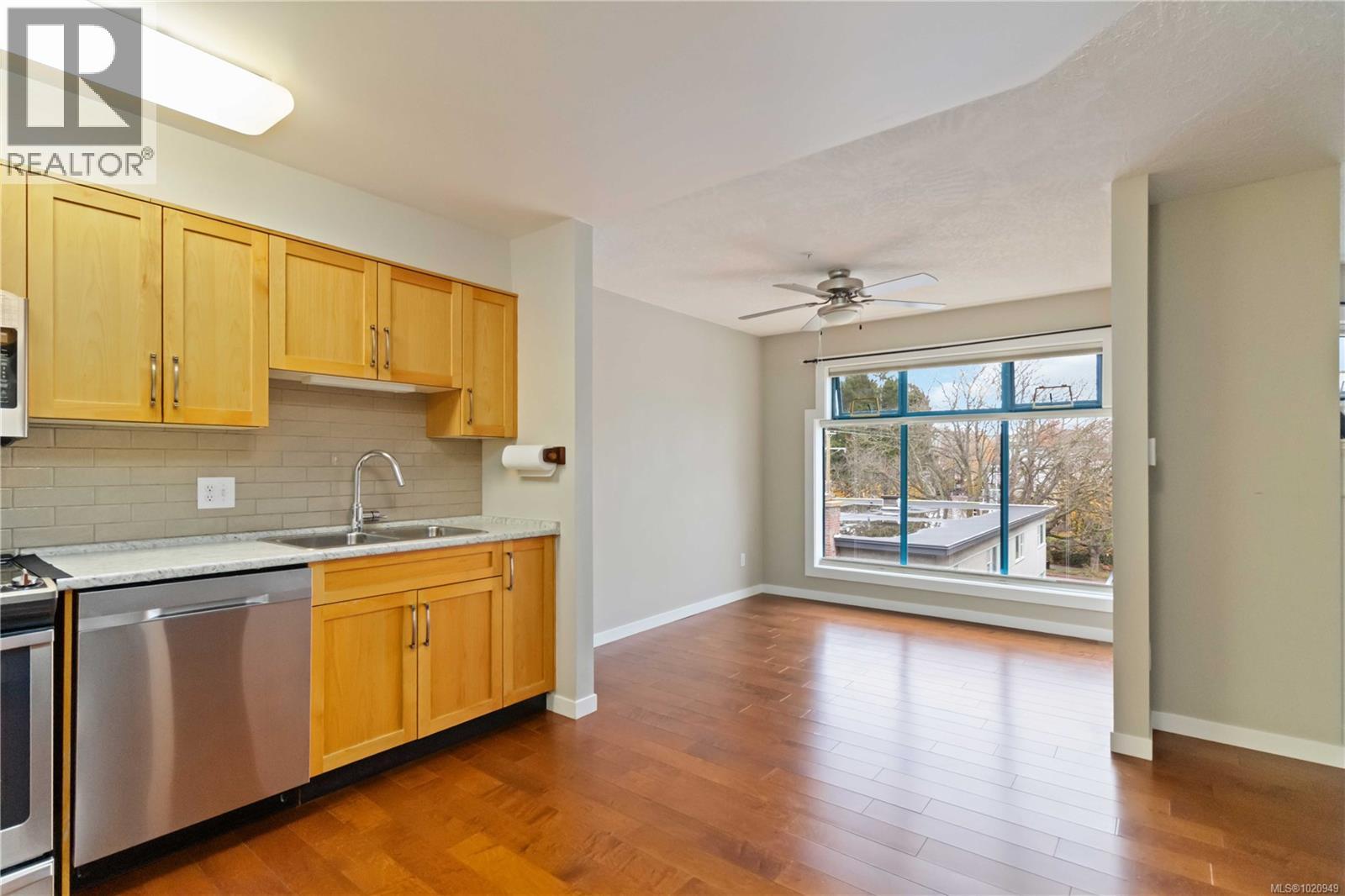 404 1063 Southgate Street, Victoria