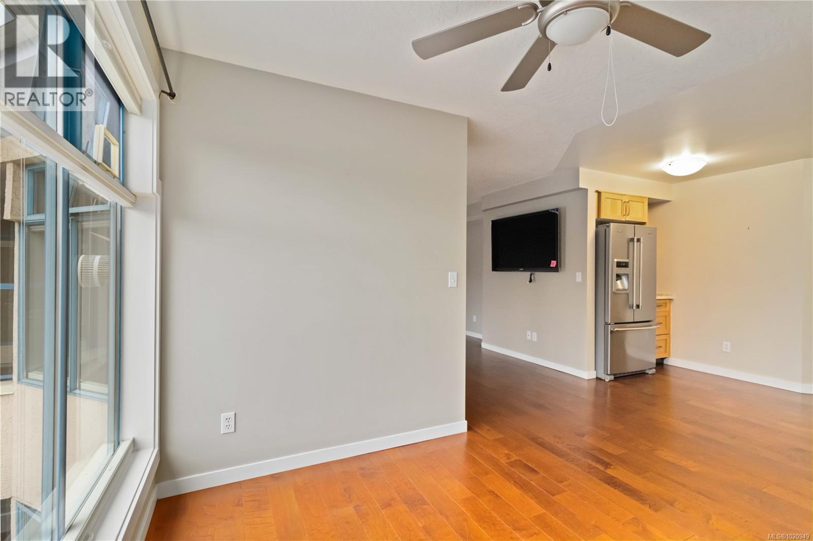 404 1063 Southgate Street, Victoria