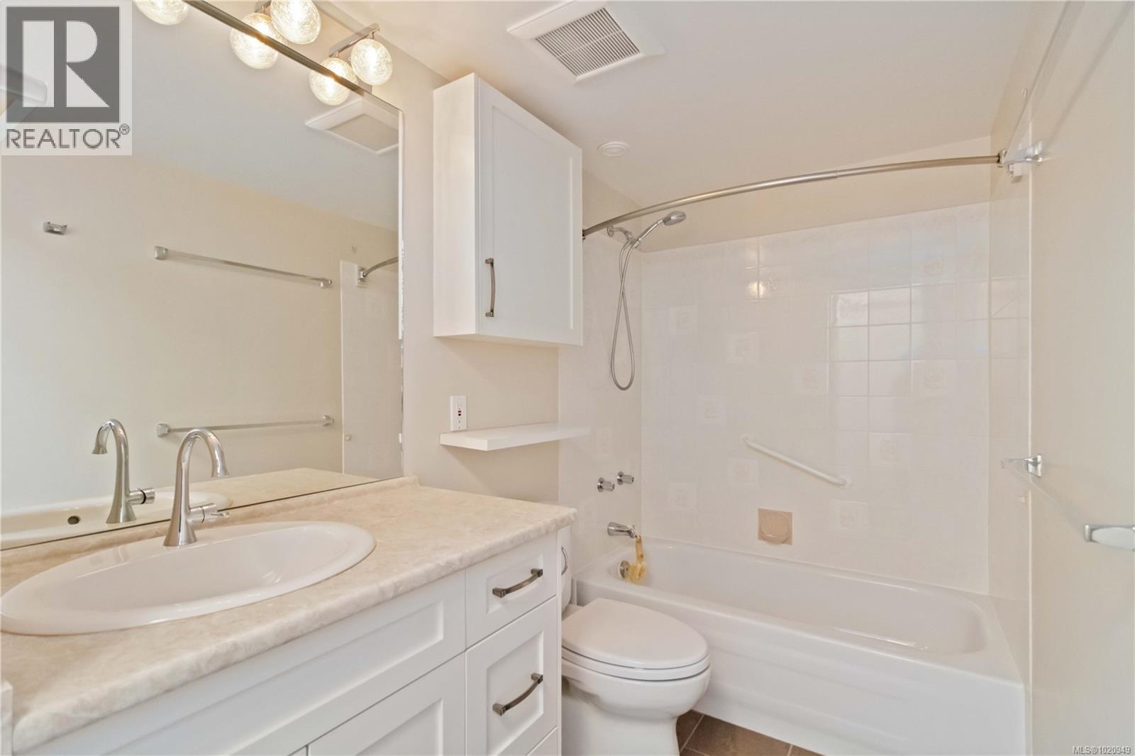 404 1063 Southgate Street, Victoria