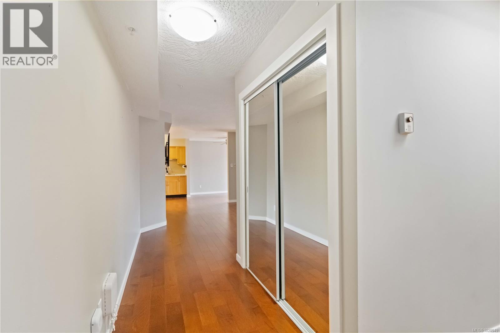 404 1063 Southgate Street, Victoria