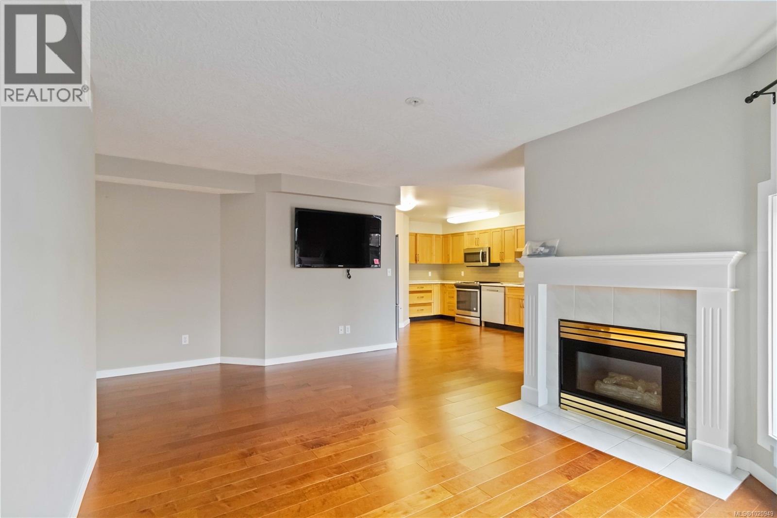 404 1063 Southgate Street, Victoria