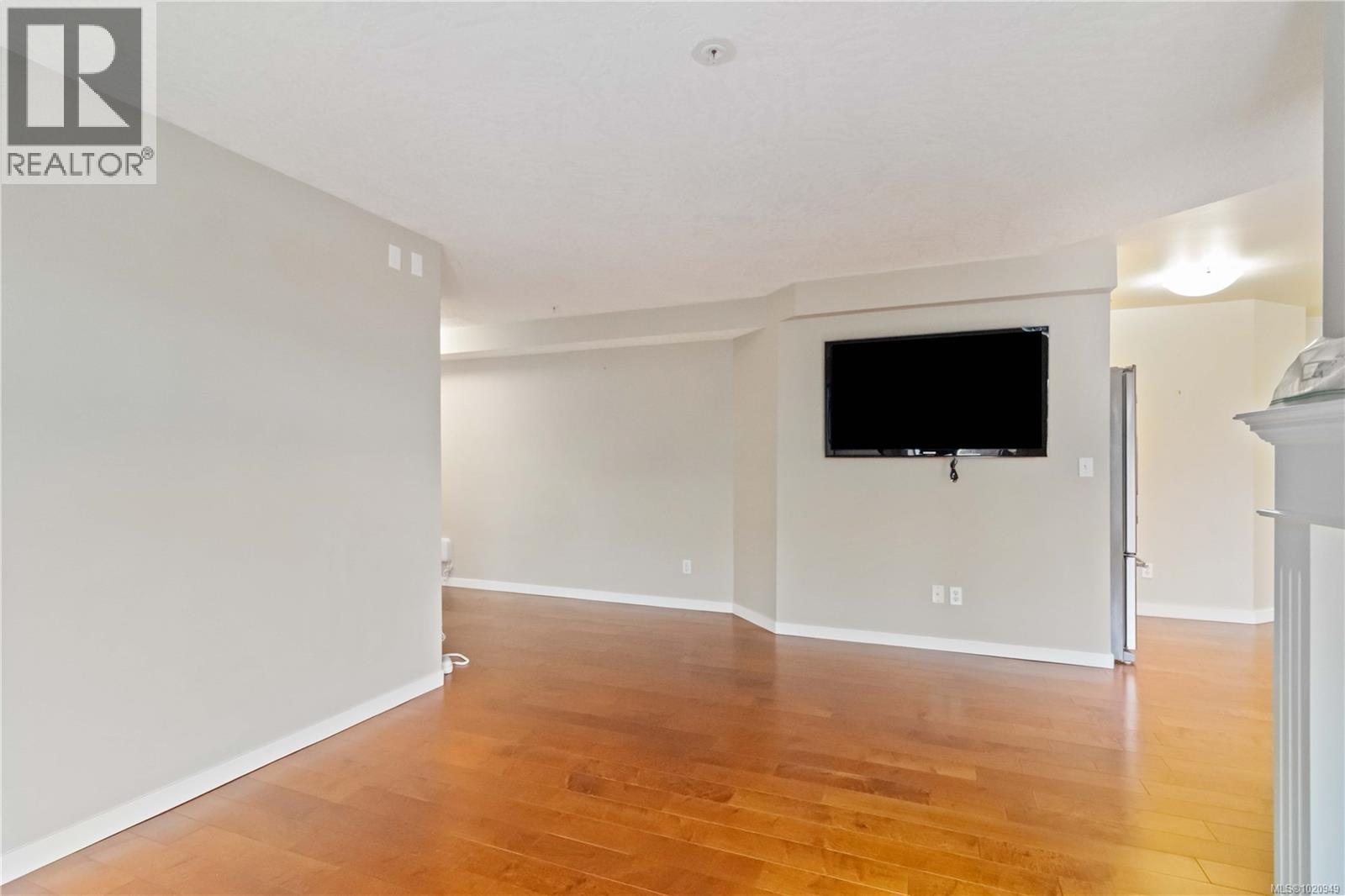 404 1063 Southgate Street, Victoria