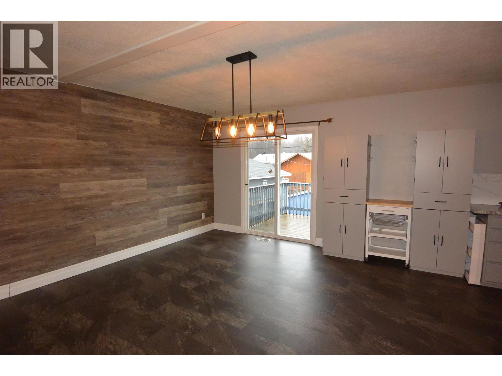 3443 ALFRED AVENUE, Smithers