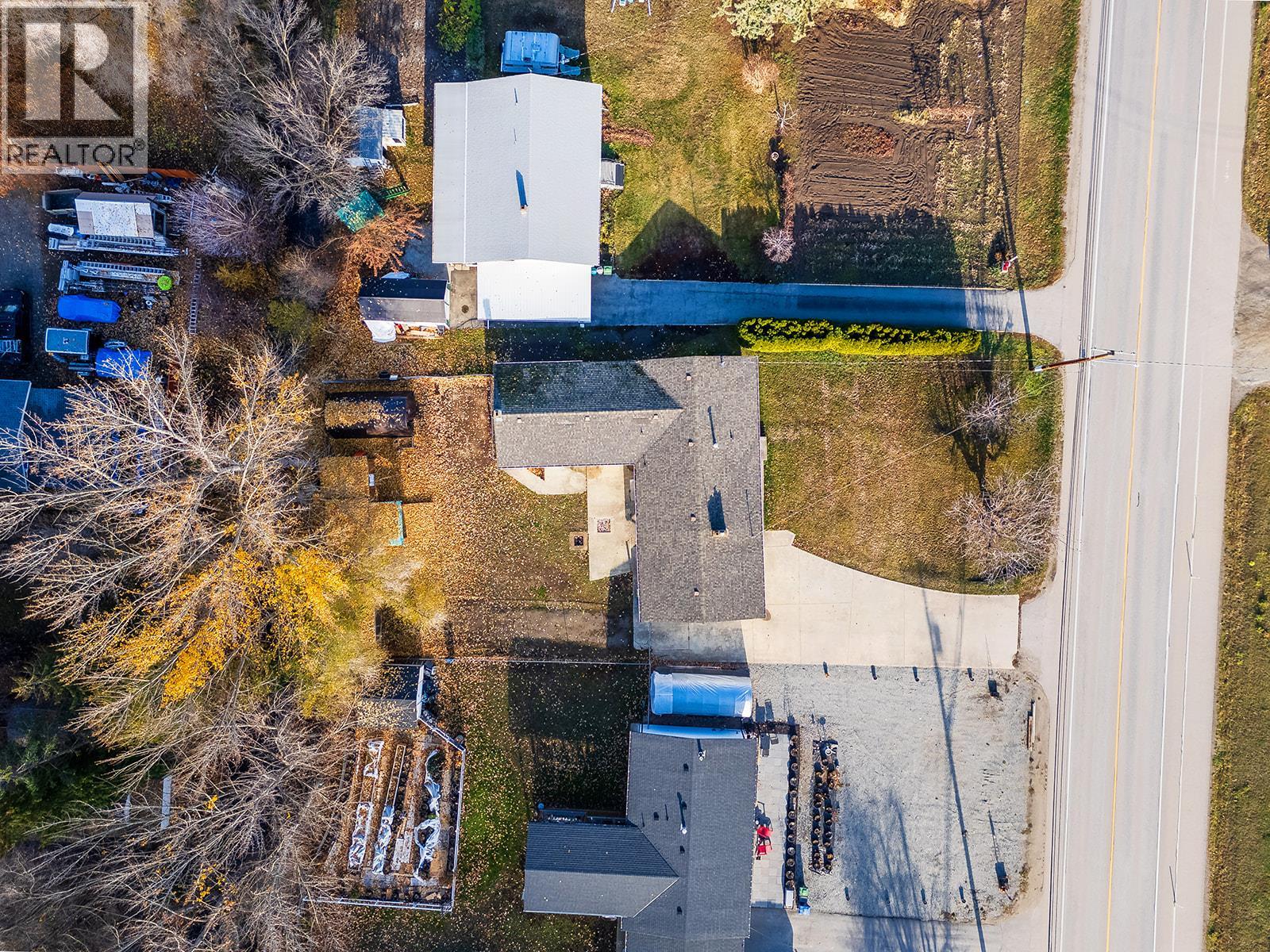  11152 Bottomwood Lake Road, Lake Country