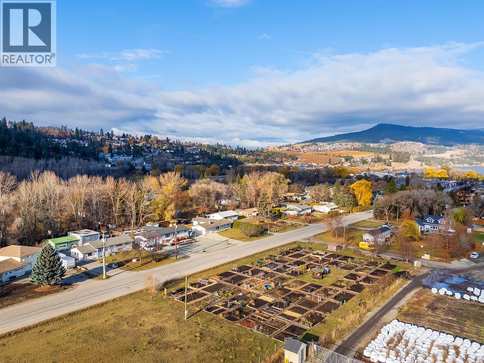  11152 Bottomwood Lake Road, Lake Country