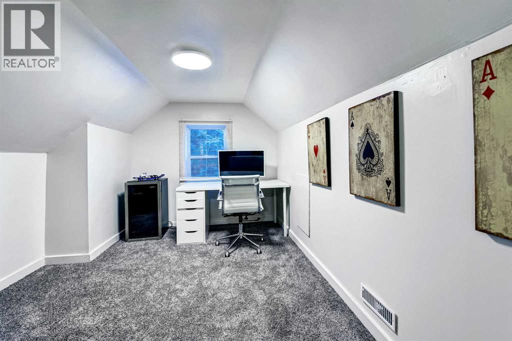 Single Family House for Sale in   Street SW Altadore Calgary 