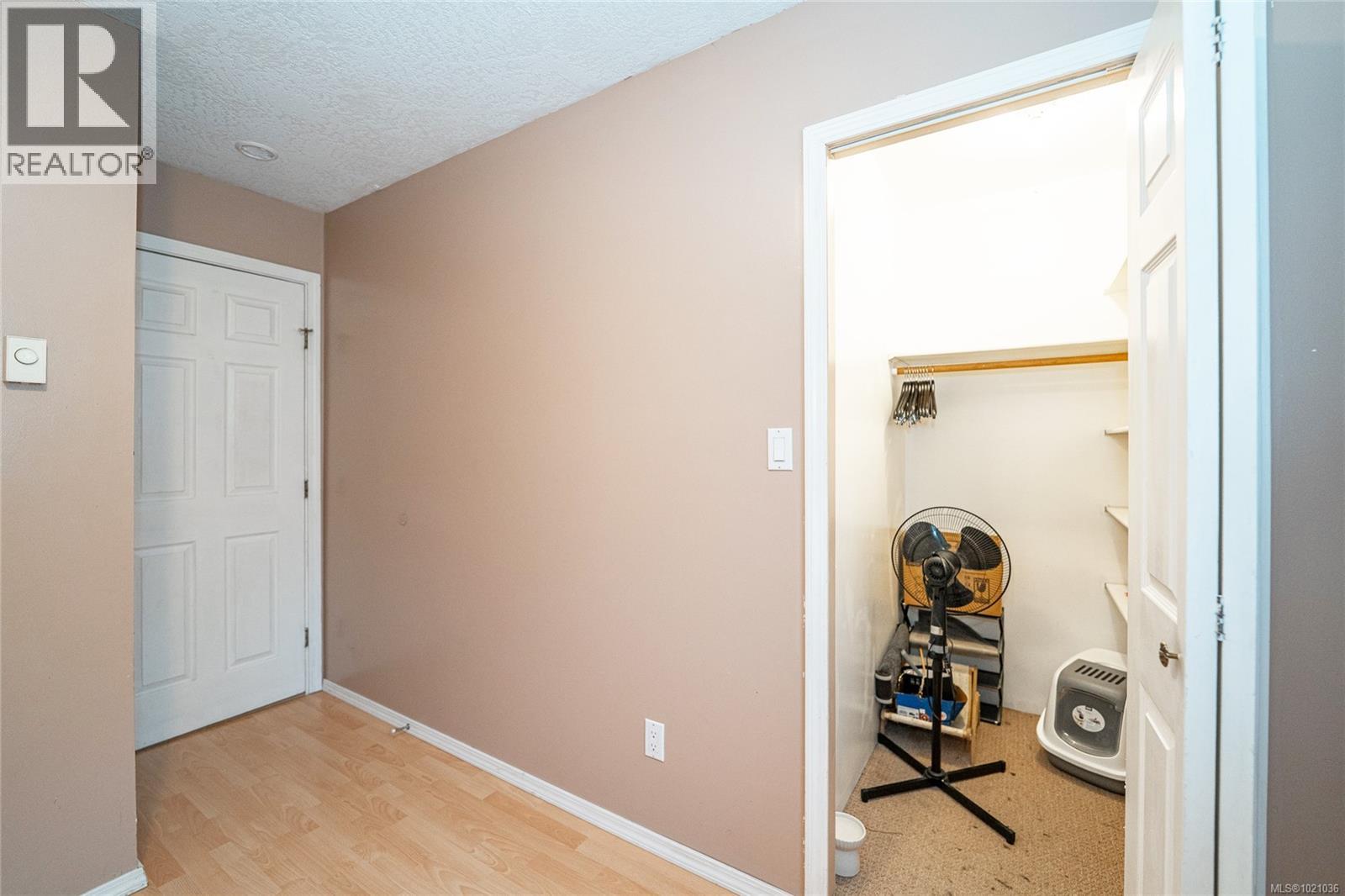 103 2525 Dingwall St, Duncan