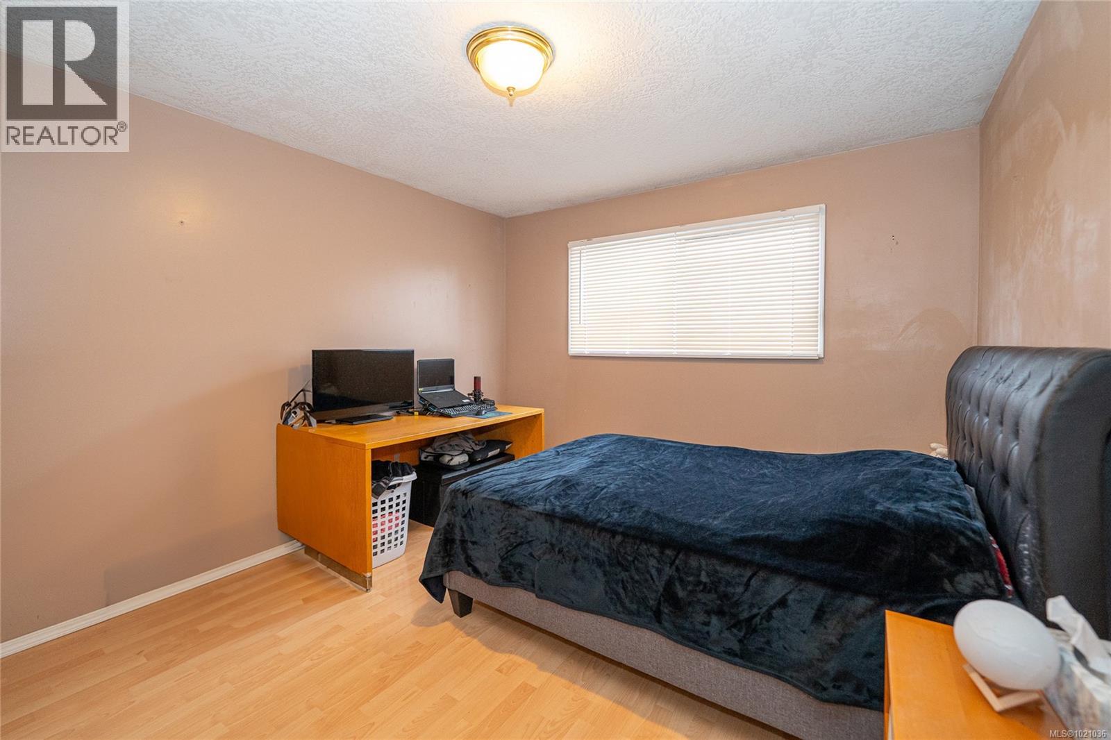 103 2525 Dingwall St, Duncan