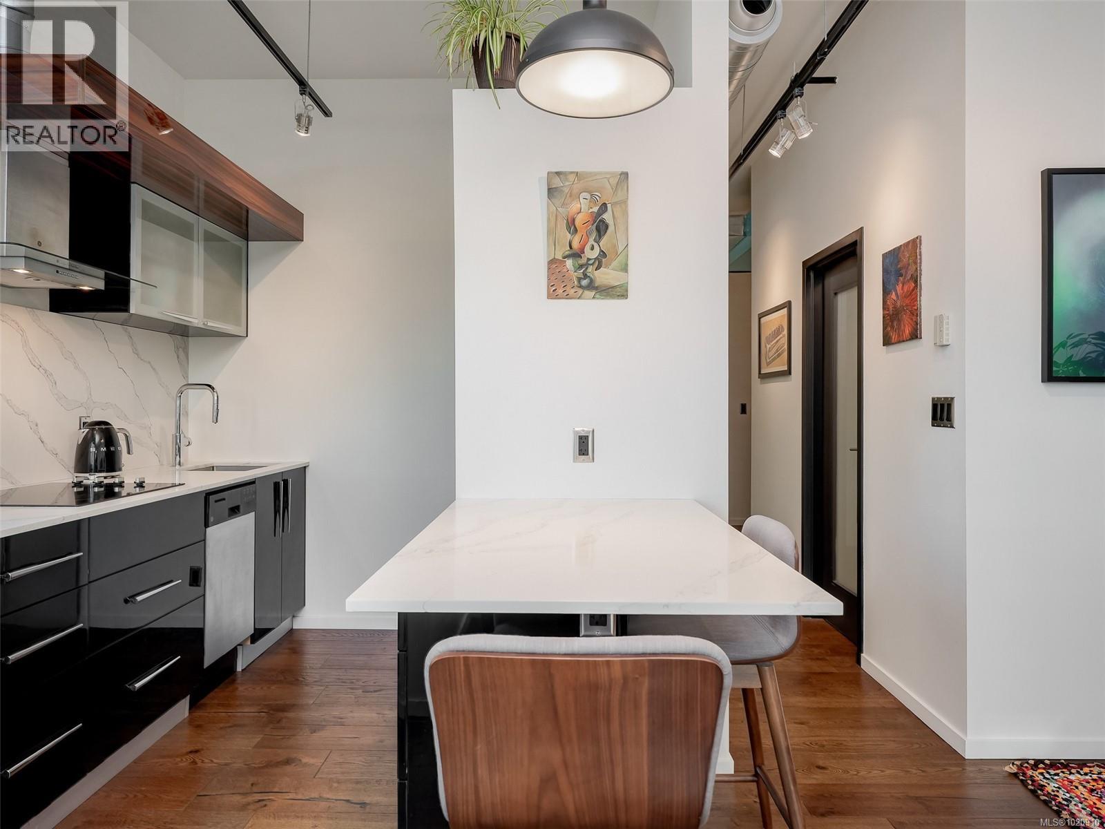 501 1029 View Street, Victoria