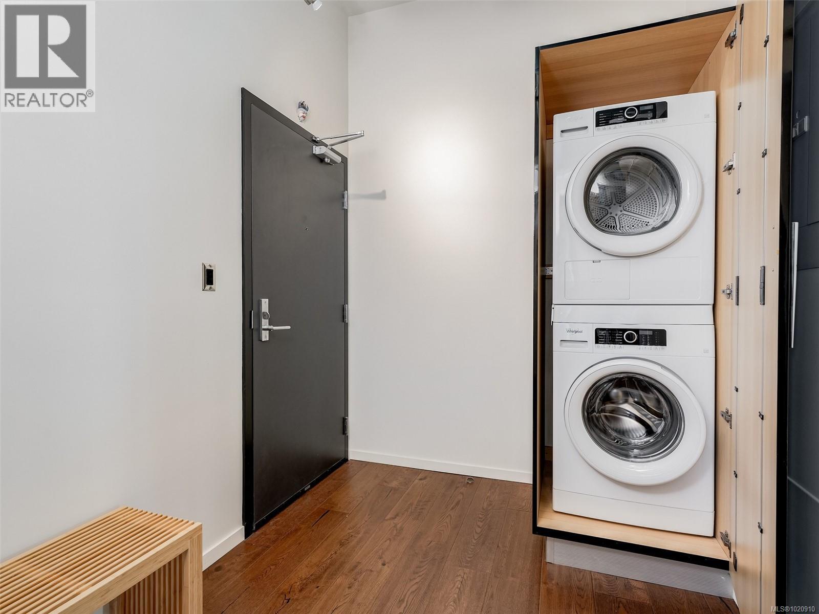 501 1029 View Street, Victoria