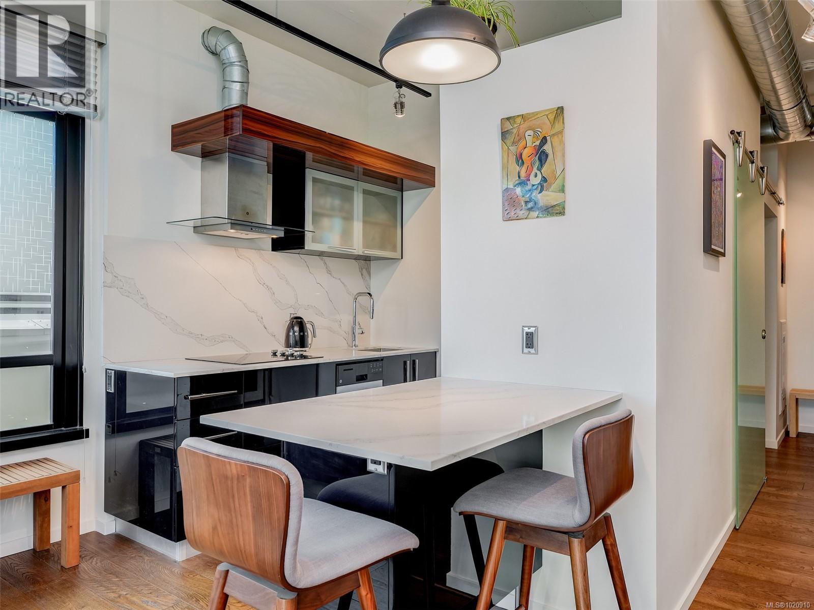 501 1029 View Street, Victoria